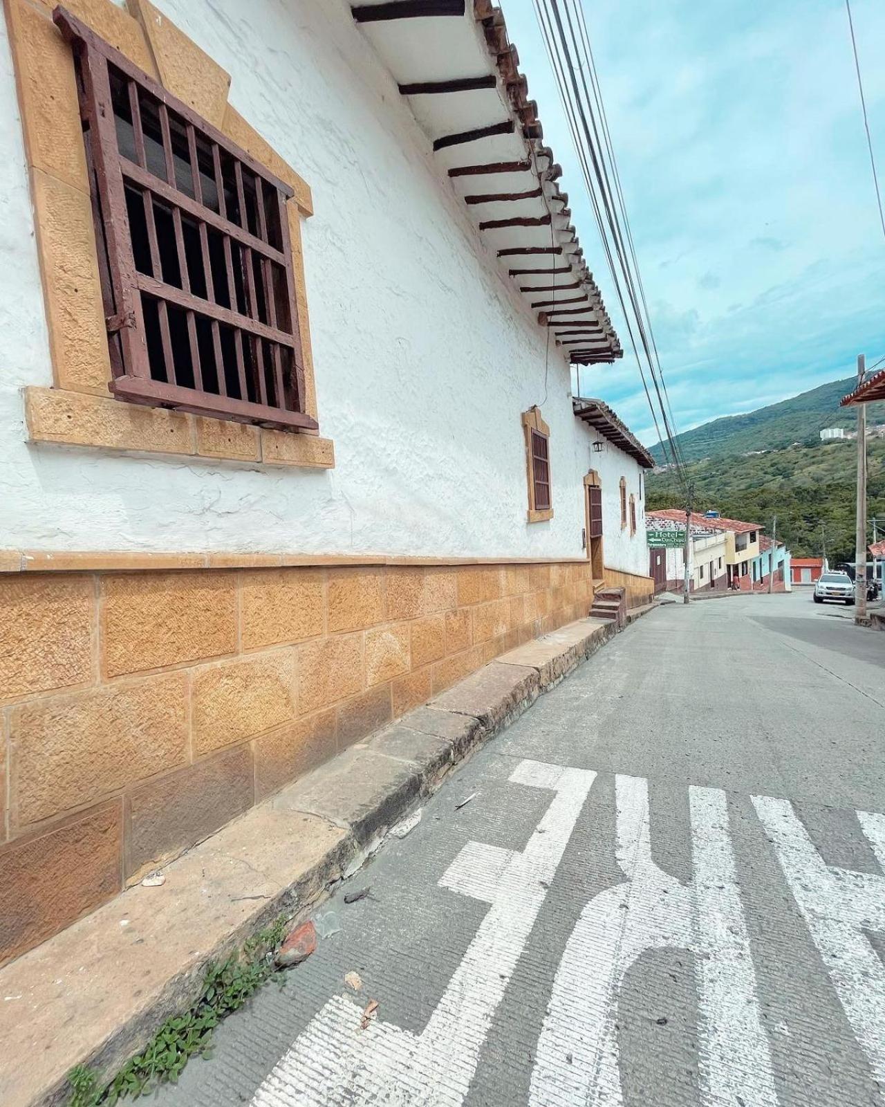 Hotel Casa Posada Don Chepe San Gil Exterior foto